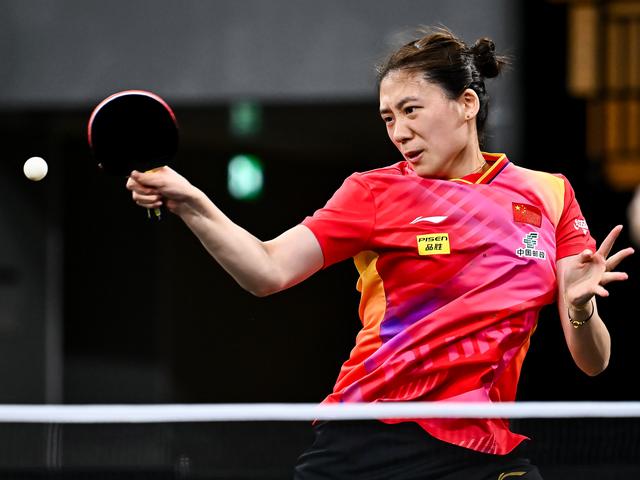 更折射出英 更折射出英