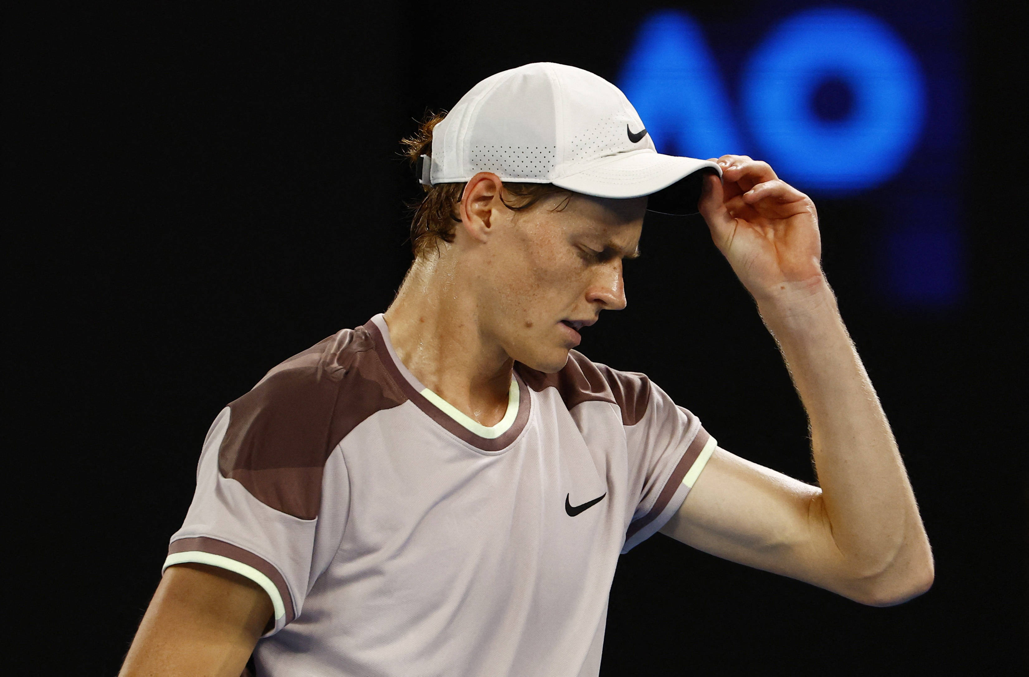 以及背后的 以及背后的